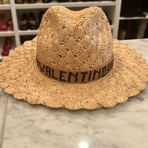 Gorg Valentino straw hat